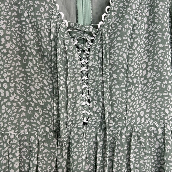 Princess Polly Long Sleeve Deep V Mini Dress size 8 - Picture 4 of 9